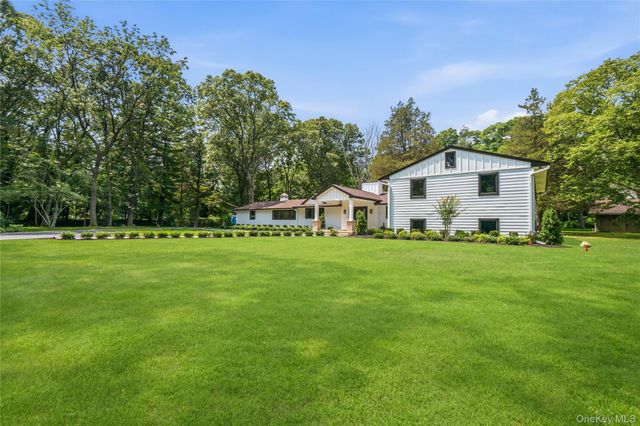 31 Saw Mill Road, Cold Spring Harbor, NY 11724