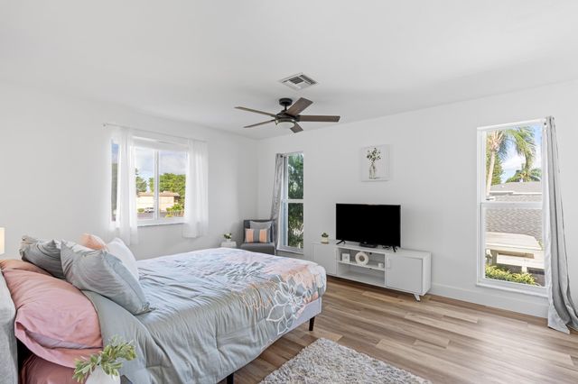 2915 SW 15th Street 204, Delray Beach, FL 33445