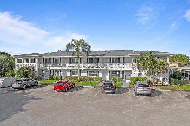 2915 SW 15th Street 204, Delray Beach, FL 33445