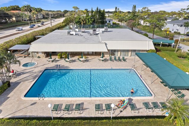 2915 SW 15th Street 204, Delray Beach, FL 33445