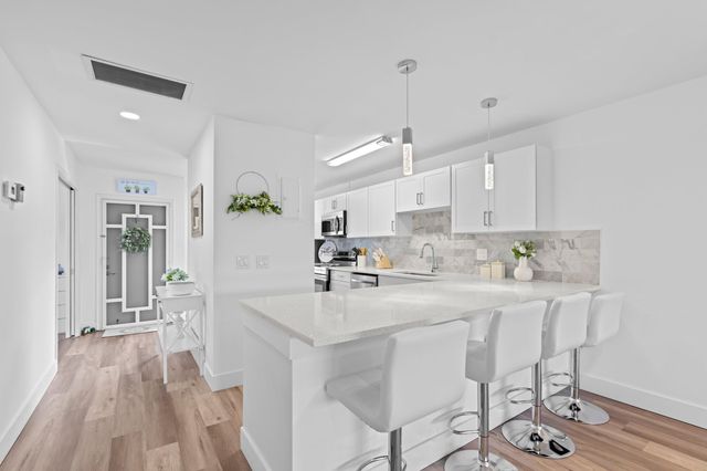 2915 SW 15th Street 204, Delray Beach, FL 33445