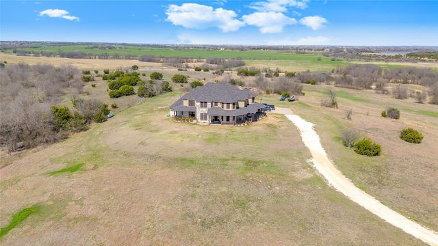 4520 S Nolan River Road, Cleburne, TX 76033