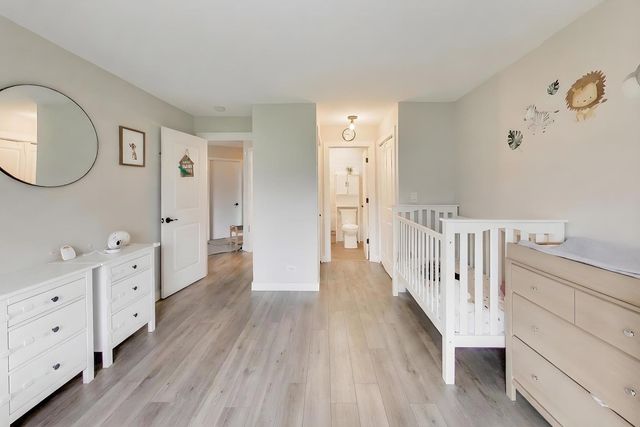 872 Quin Court 102, Naperville, IL 60563