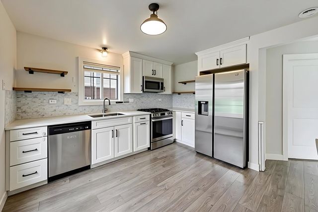 872 Quin Court 102, Naperville, IL 60563