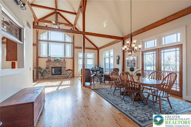 2245 North Lane, Upper Macungie Twp, PA 18106