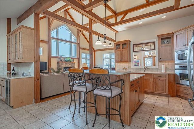 2245 North Lane, Upper Macungie Twp, PA 18106