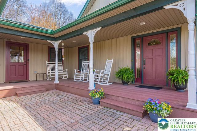 2245 North Lane, Upper Macungie Twp, PA 18106