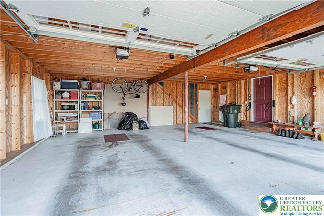 2245 North Lane, Upper Macungie Twp, PA 18106