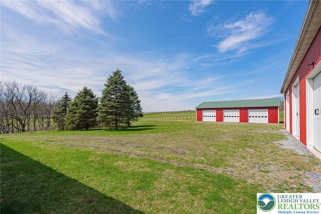 2245 North Lane, Upper Macungie Twp, PA 18106