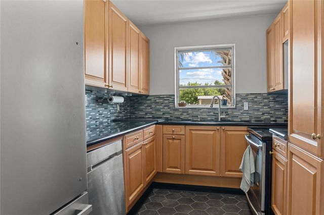 22370 CATHERINE AVENUE, Port Charlotte, FL 33952