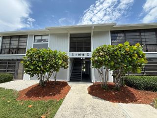 9715 Hammocks Blvd 102, Miami, FL 33196