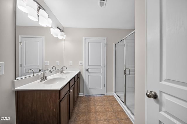 3653 Althorp Drive, Raleigh, NC 27616