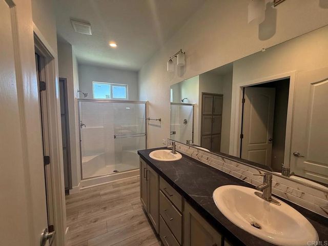 1499 Old Mountain Avenue 16, San Jacinto, CA 92583