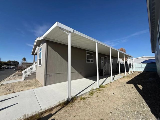 1499 Old Mountain Avenue 16, San Jacinto, CA 92583