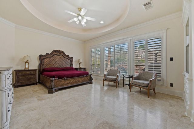 39 Forest Green Trail, Kingwood, TX 77339