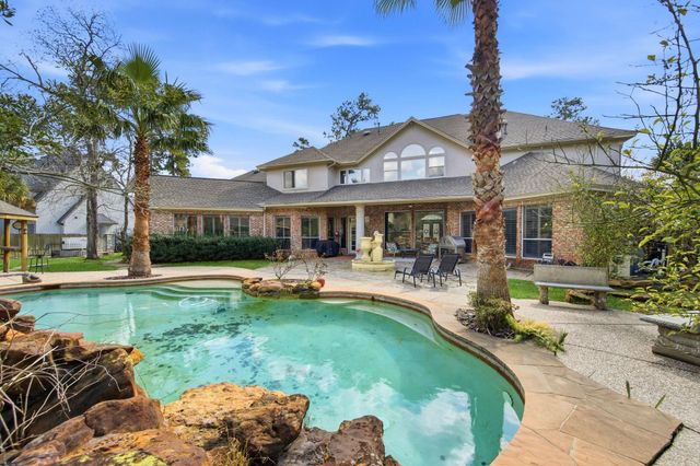 39 Forest Green Trail, Kingwood, TX 77339