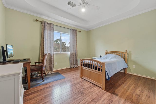 39 Forest Green Trail, Kingwood, TX 77339