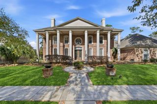 39 Forest Green Trail, Kingwood, TX 77339