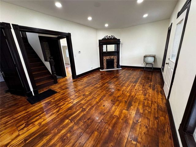 423 Deeds Avenue, Dayton, OH 45404