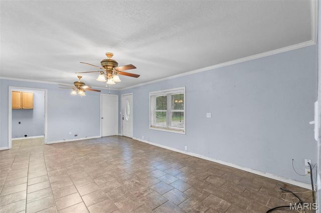 4649 County Road 621, Cardwell, MO 63829