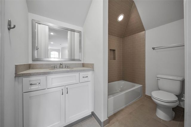 42 Wooded Park Place, The Woodlands, TX 77380