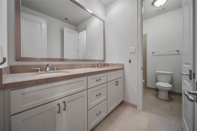 42 Wooded Park Place, The Woodlands, TX 77380