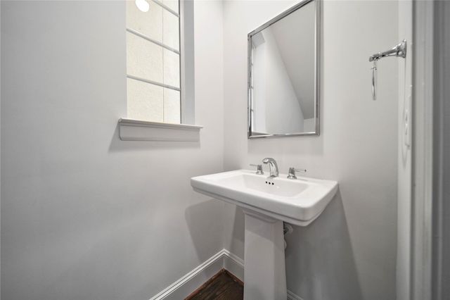 42 Wooded Park Place, The Woodlands, TX 77380