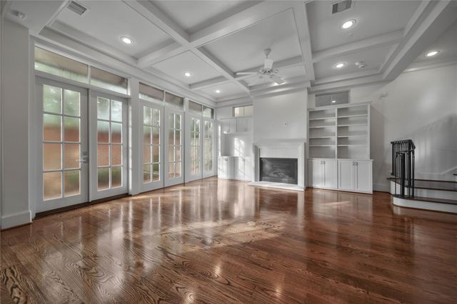 42 Wooded Park Place, The Woodlands, TX 77380