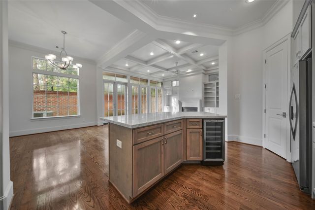 42 Wooded Park Place, The Woodlands, TX 77380