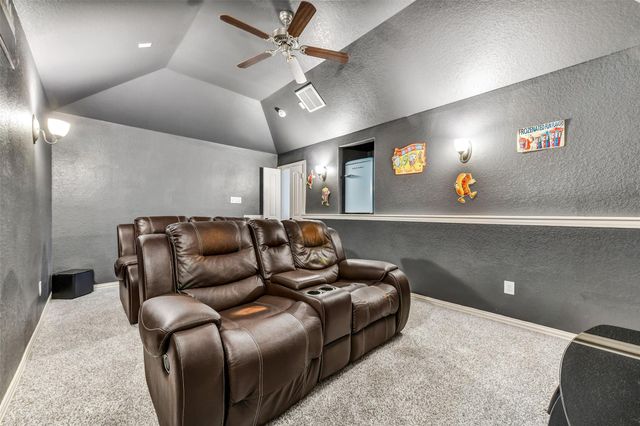 295 Clearwood Drive, League City, TX 77573