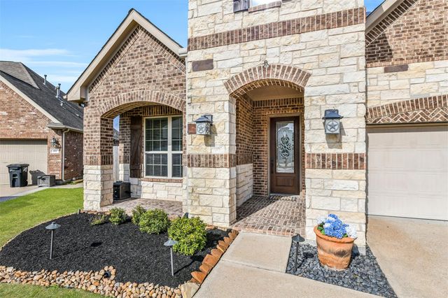 295 Clearwood Drive, League City, TX 77573