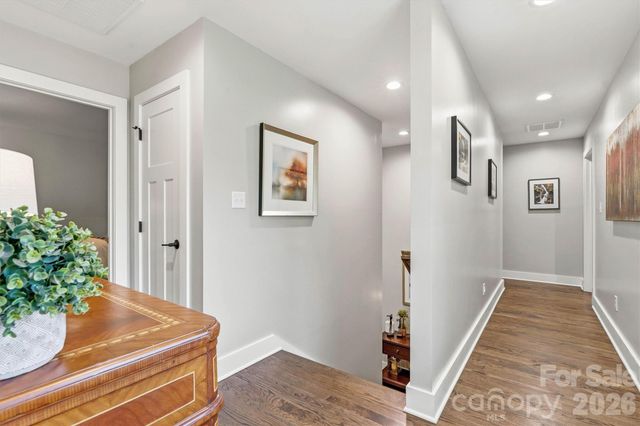 4975 Harbor View Drive W, Granite Falls, NC 28630