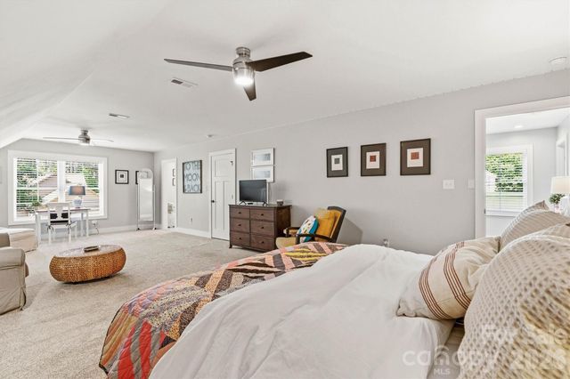 4975 Harbor View Drive W, Granite Falls, NC 28630