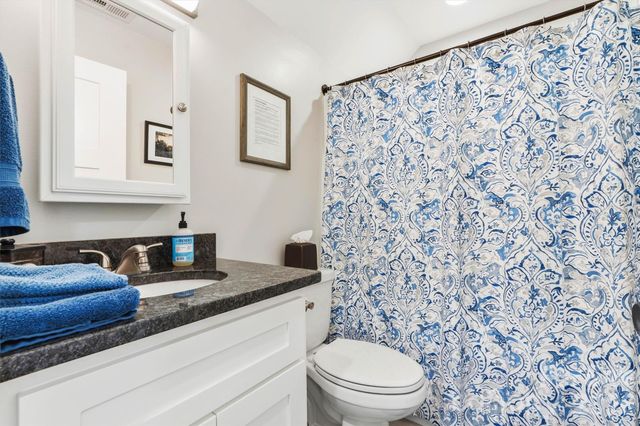 4975 Harbor View Drive W, Granite Falls, NC 28630