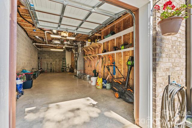 4975 Harbor View Drive W, Granite Falls, NC 28630