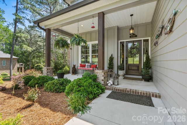 4975 Harbor View Drive W, Granite Falls, NC 28630