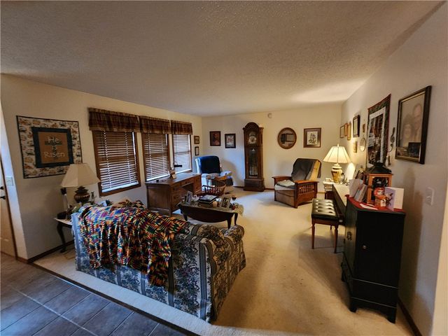 1805 Van Buren Avenue, Mountain Home, AR 72653