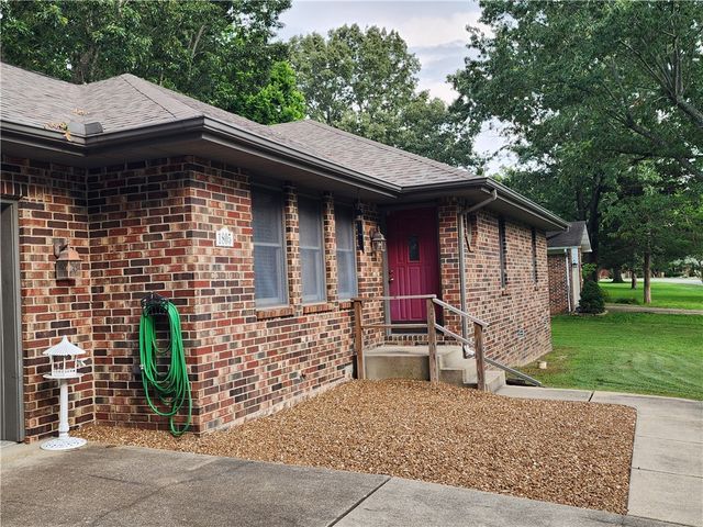 1805 Van Buren Avenue, Mountain Home, AR 72653