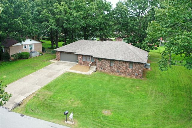 1805 Van Buren Avenue, Mountain Home, AR 72653