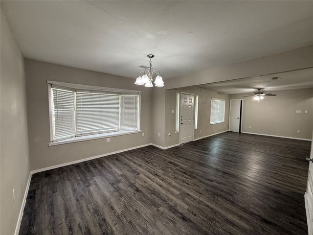 2914 Scottsbluff Drive, Dallas, TX 75228