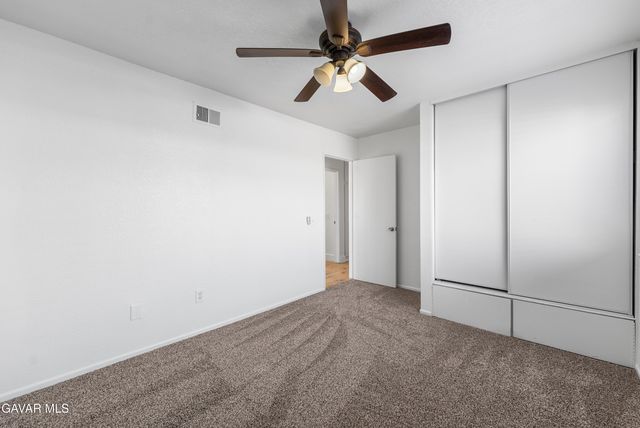 44213 E 4th Street, Lancaster, CA 93535