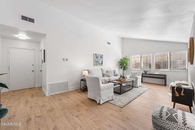 44213 E 4th Street, Lancaster, CA 93535