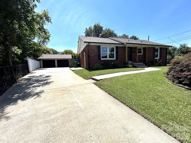 7113 Sterncrest Place, Charlotte, NC 28210