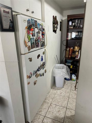 1400 NE 169th St 215, Miami, FL 33162