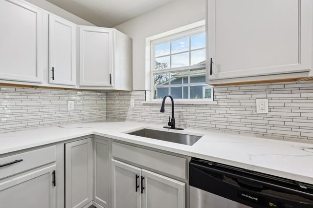 314 Greenwood Street, Terrell, TX 75160