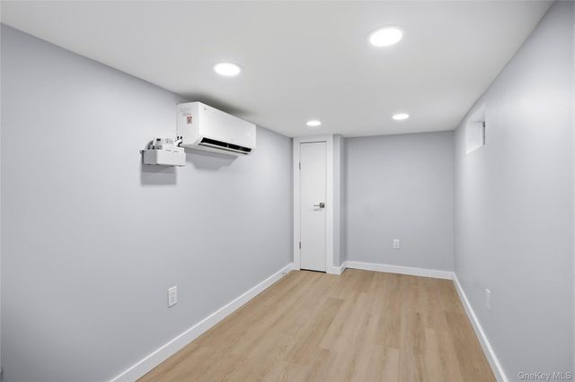 890 Kings Parkway, North Baldwin, NY 11510