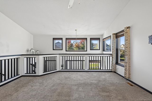 10688 51st Street NE, Albertville, MN 55301