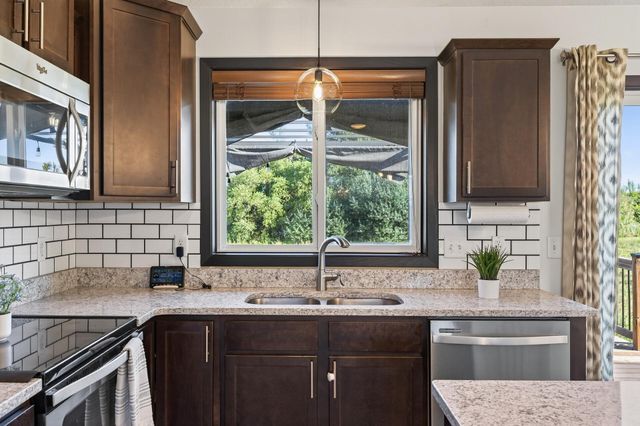 10688 51st Street NE, Albertville, MN 55301