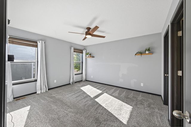 10688 51st Street NE, Albertville, MN 55301