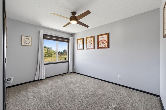 10688 51st Street NE, Albertville, MN 55301